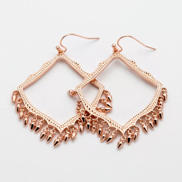 Kendra Scott Jewelry - KENDRA SCOTT Lacy Dangle Earrings in Rose Gold